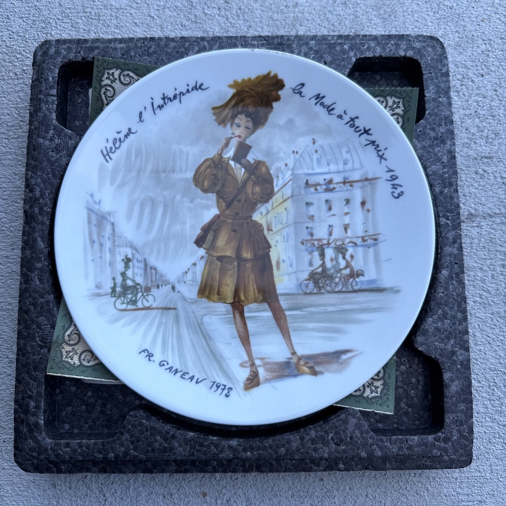 Limoges Henri D'Arceau Les‎ Femmes Du Siecle~1943, Hélène l'Íntrépide
